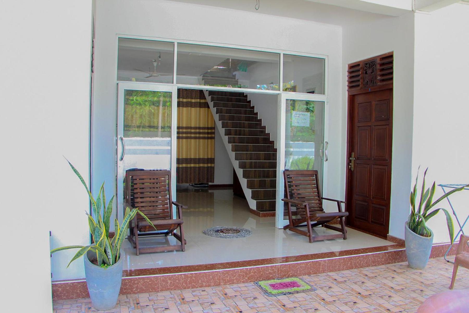 Sasmika Villa Surf And Yoga Hostel Weligama Exterior foto