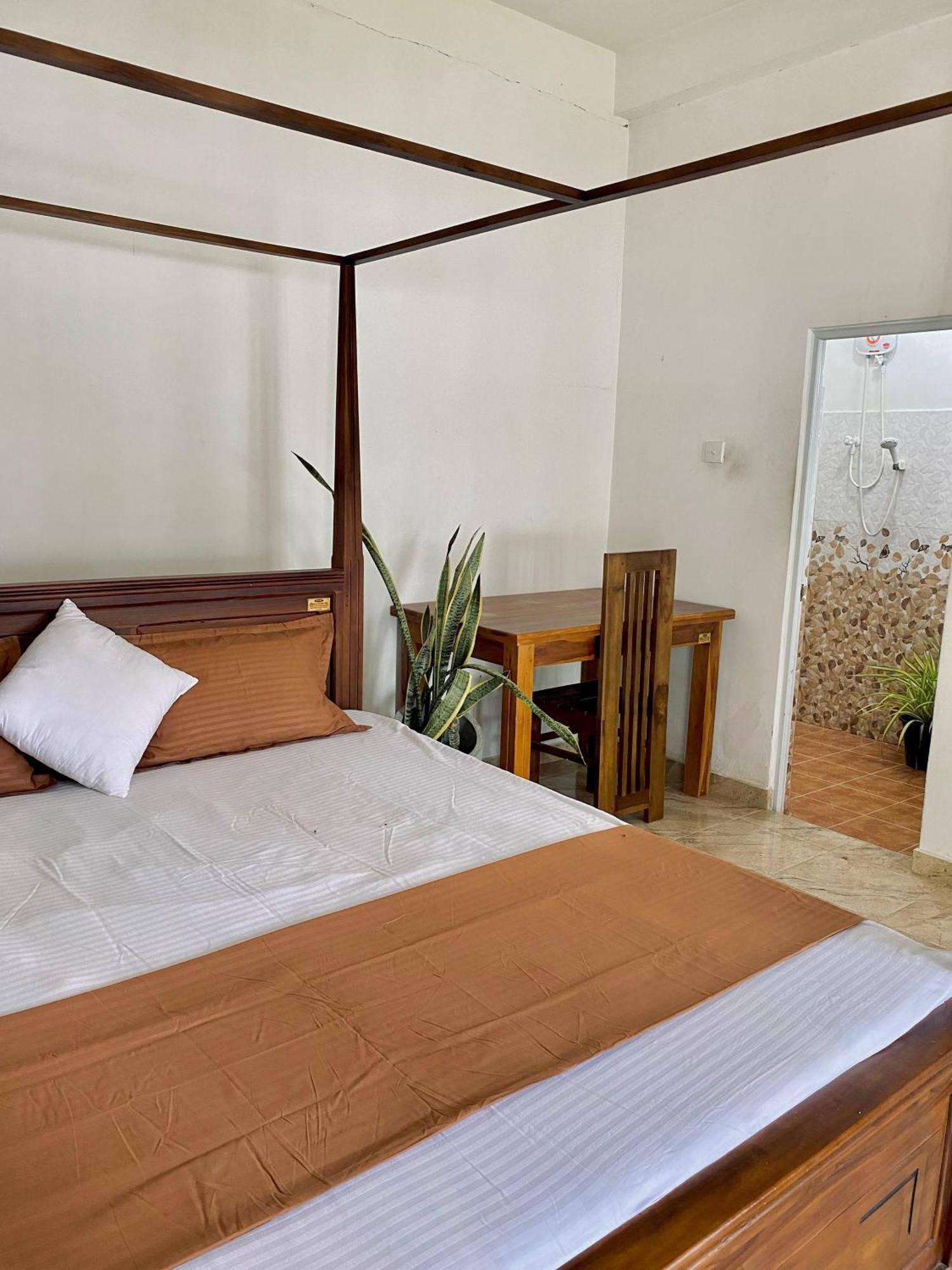 Sasmika Villa Surf And Yoga Hostel Weligama Exterior foto